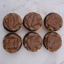 Load image into Gallery viewer, Daim Cupcakes