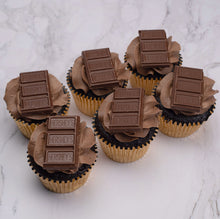 Load image into Gallery viewer, Hershey&#39;s Cupcakes