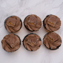 Load image into Gallery viewer, Mars Cupcakes