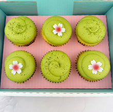 Load image into Gallery viewer, Matcha &amp; White Chocolate Cupcakes (Flavour of the Month)